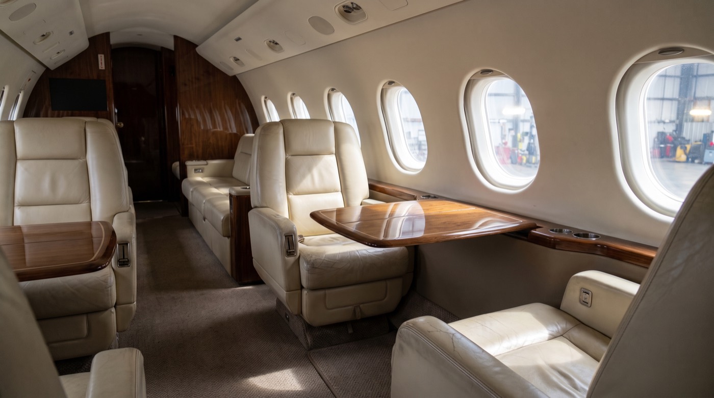 Challenger 604, Kabine
