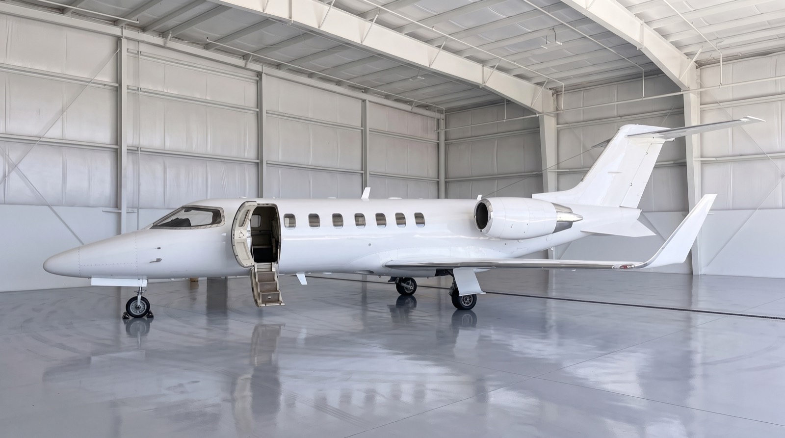 Learjet 45XR, Aussenansicht
